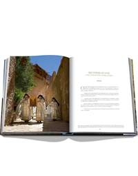 Manola Lizy - St Catherine's Monastery: Behind Sacred Doors